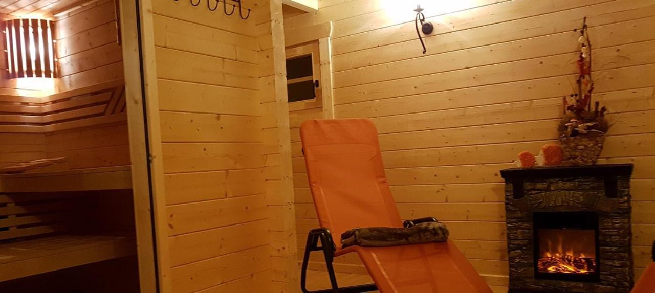 Hotel Und Landgasthof Zum Bockshahn Spessart  Buitenkant foto